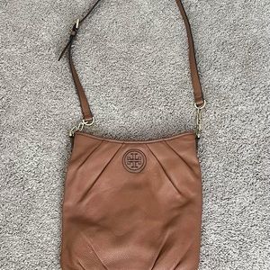 Tory Burch crossbody purse
